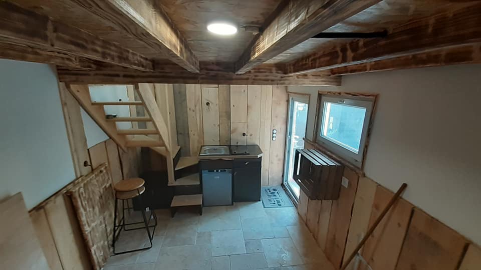 Agencement bois complet — tiny house